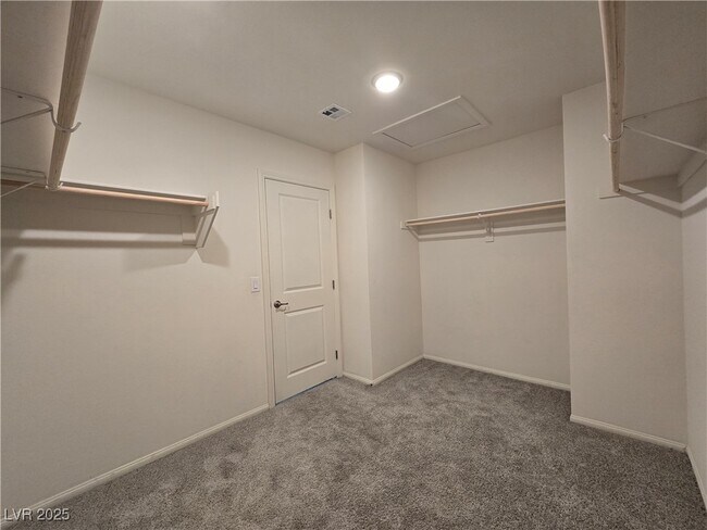 Building Photo - 5817 Bonita Rose St