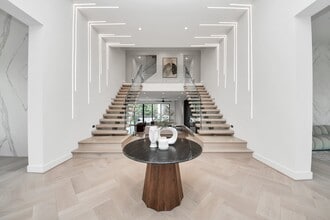 Building Photo - 5327 S Braeswood Blvd