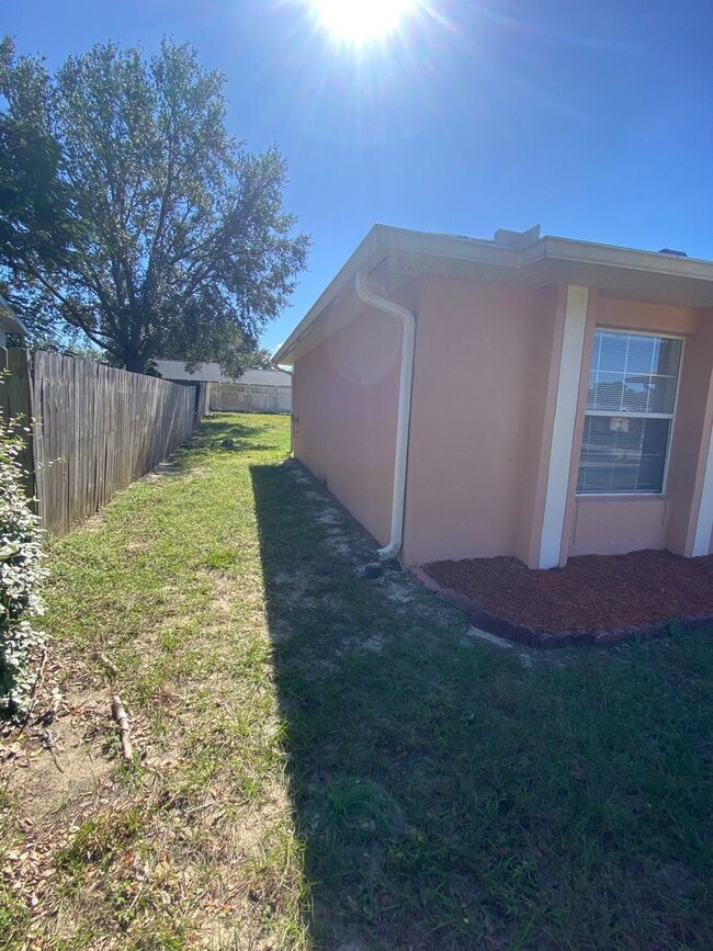 Building Photo - Home for rent