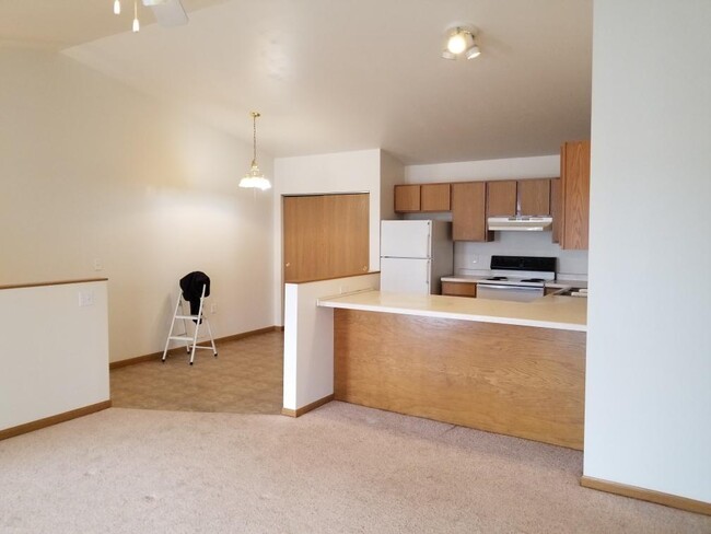 Building Photo - 106 Marks Way New Lisbon, WI 53950