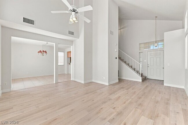 Building Photo - 2681 Park Creek Ln