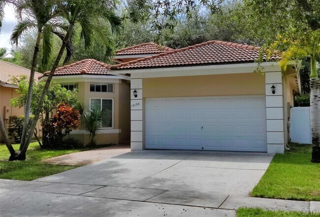 Building Photo - 14186 SW 32nd St