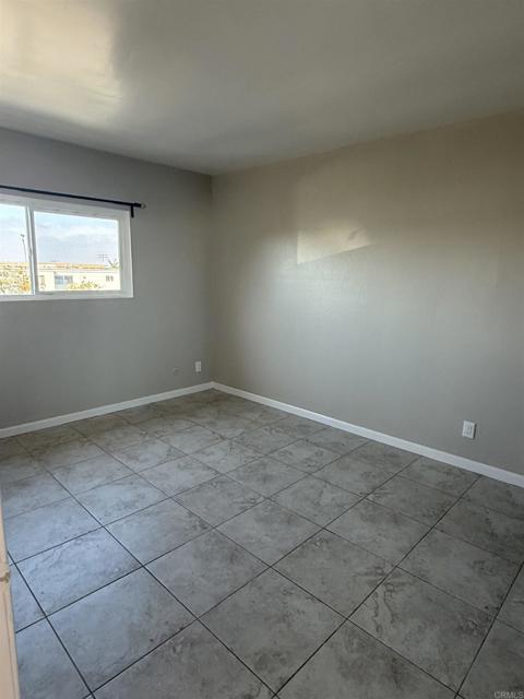 Building Photo - 1349 Grove Ave