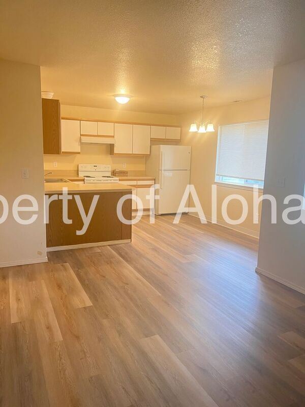 Building Photo - 4653 W Pasadena Ln