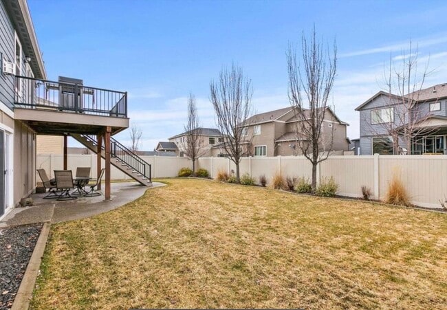 Building Photo - 17415 E Shamrock Ct