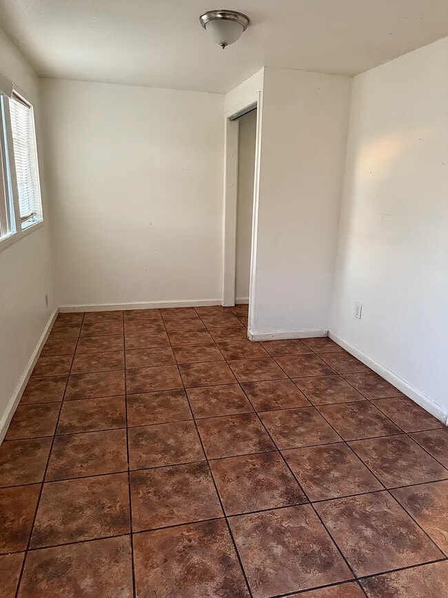 Building Photo - 735 Fresno St