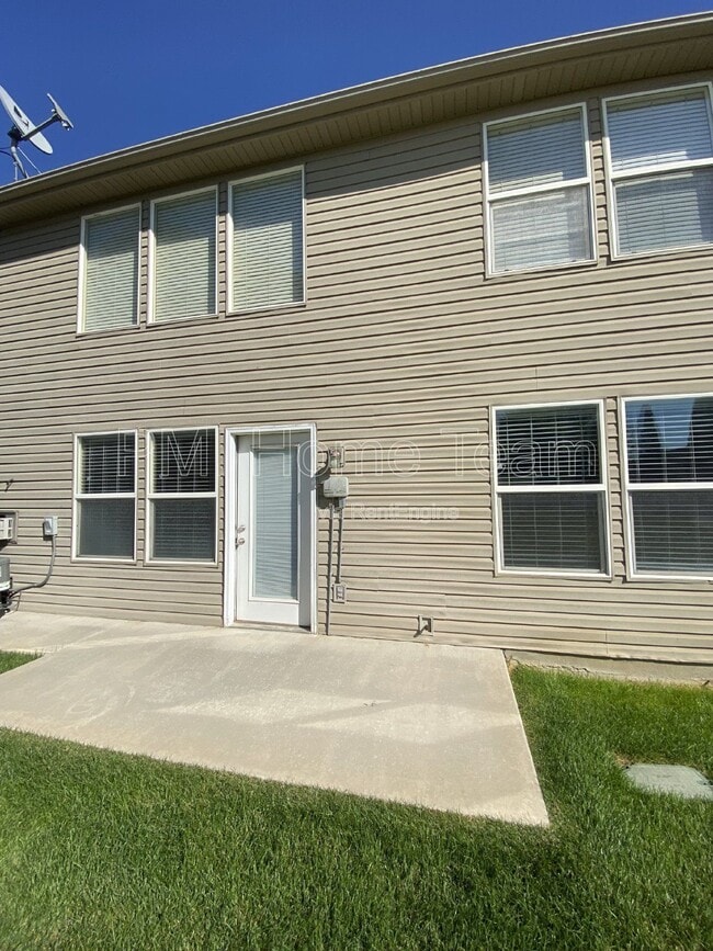 Building Photo - 433 N 3150 W