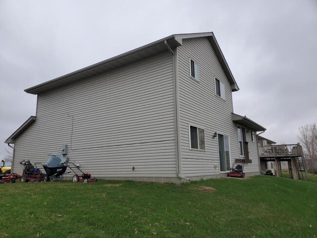 Building Photo - 30820 Reflection Ave