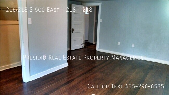 Building Photo - 216/218 S 500 East - 218-218