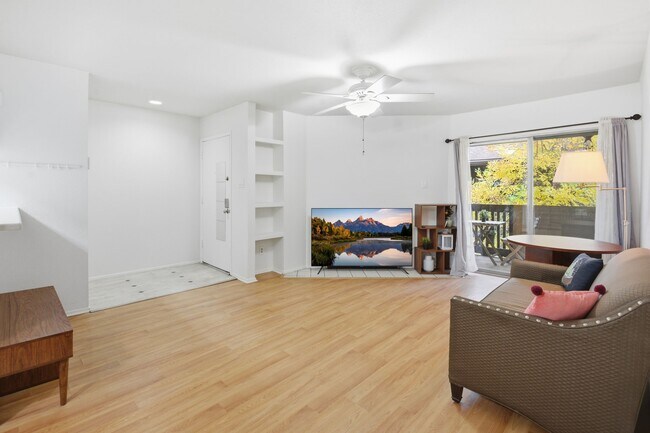 Building Photo - 2601 S Braeswood Blvd