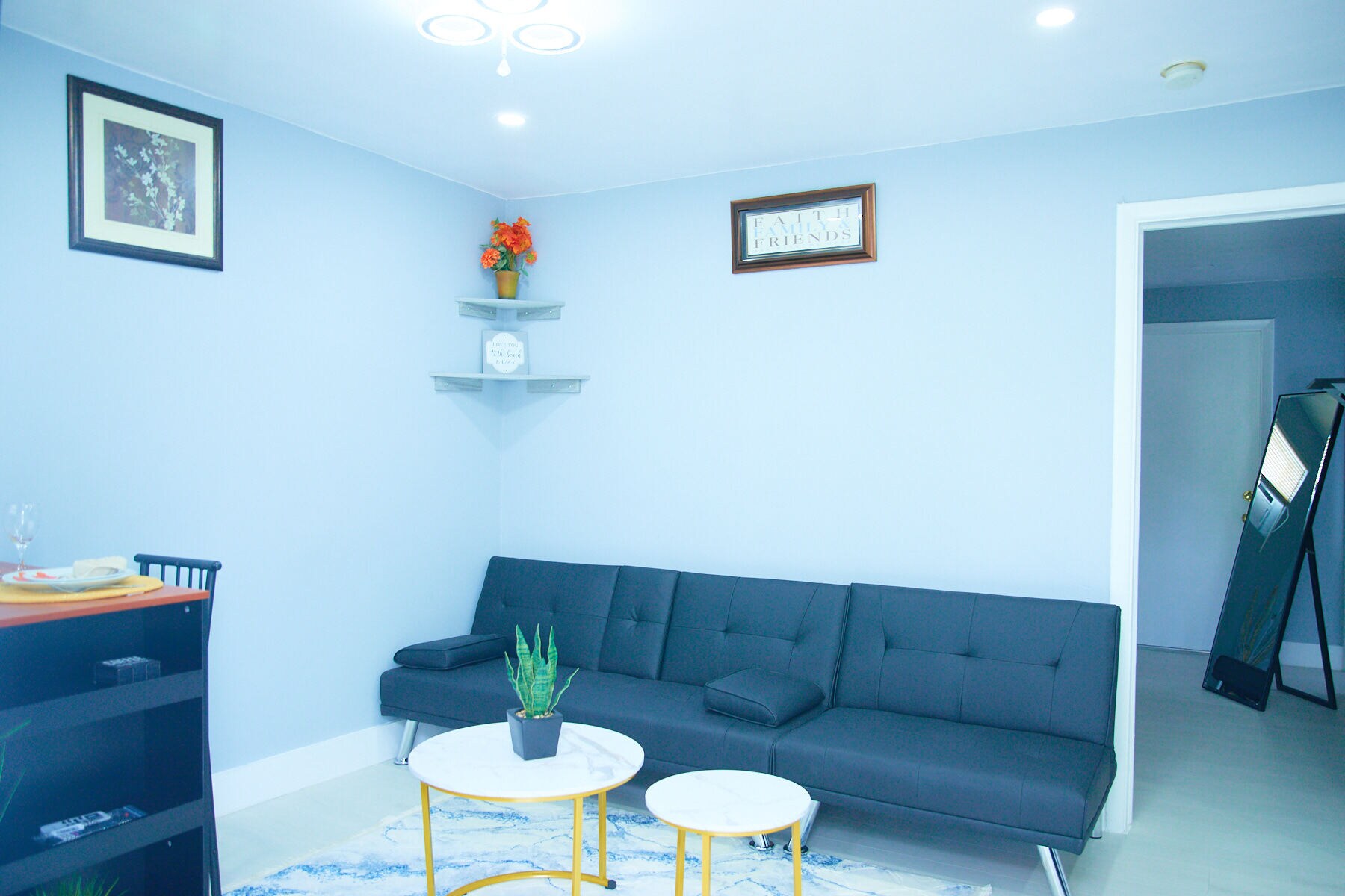 Building Photo - 6036 Polk St