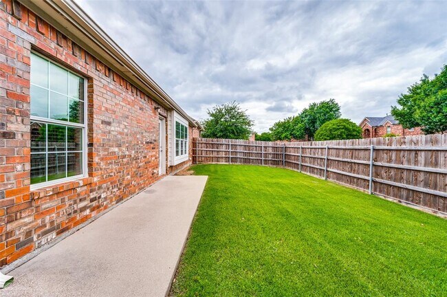 Building Photo - 13446 Cottage Grove Dr