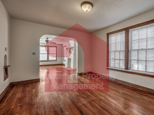 Building Photo - 1801 NW 22nd St