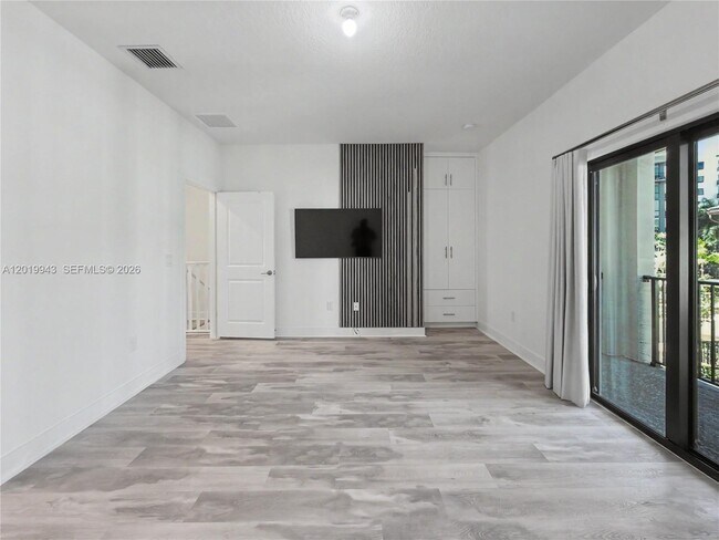 Building Photo - 4527 NW 83rd Path