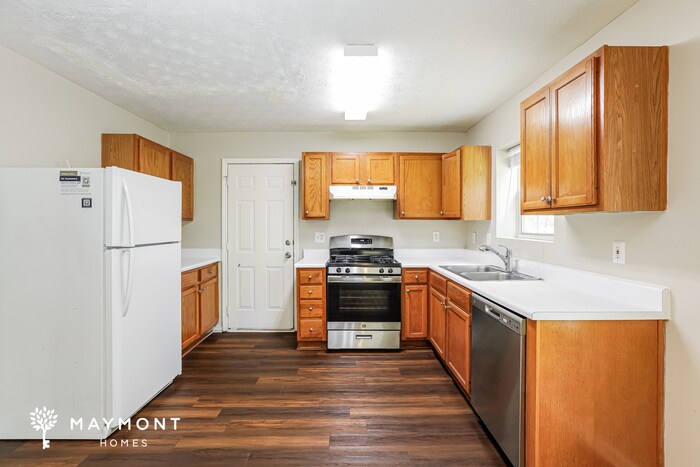 Building Photo - 1350 Ambercrest Way