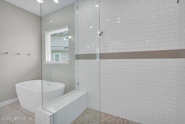 Building Photo - 247 Huguenot Ln