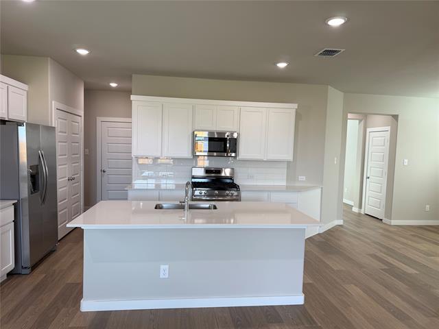 Building Photo - 5800 Briarcroft Dr
