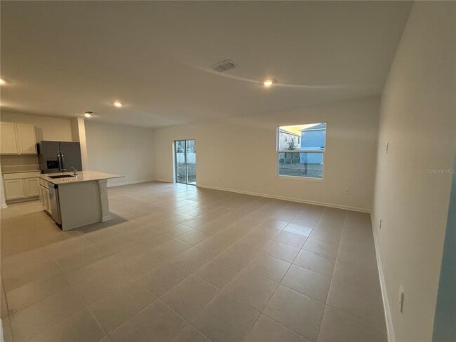 Building Photo - 5427 Meadow Walk Dr