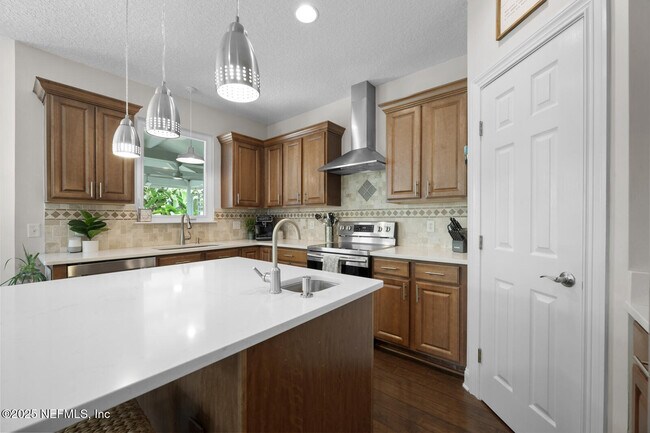 Building Photo - 2924 St Johns Blvd