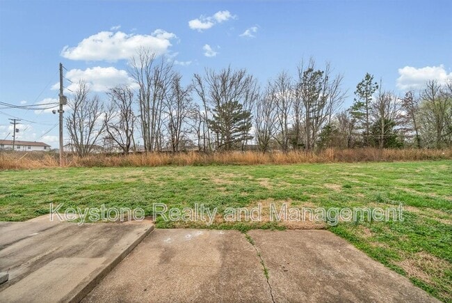 Building Photo - 1269 State Line Rd