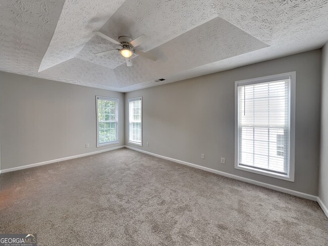 Building Photo - 5731 Bridgeport Ct