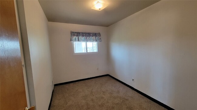 Building Photo - 4204 Beauty Ln