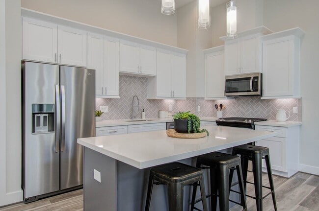 Building Photo - 774 Paul Quinn St