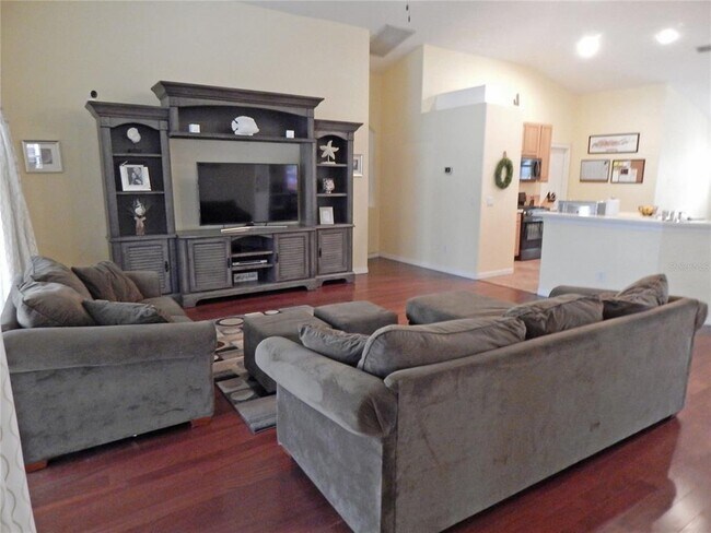 Building Photo - 5815 Heronview Cres Dr