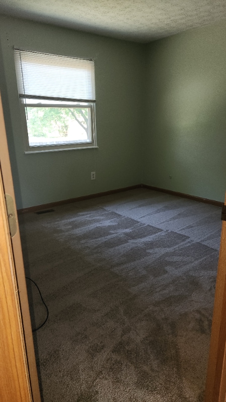 Building Photo - 620 Mistletoe Ct