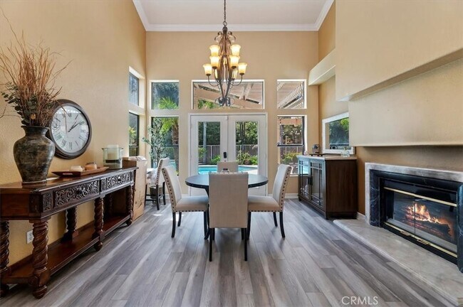 Building Photo - 2760 Hidden Hills Way W