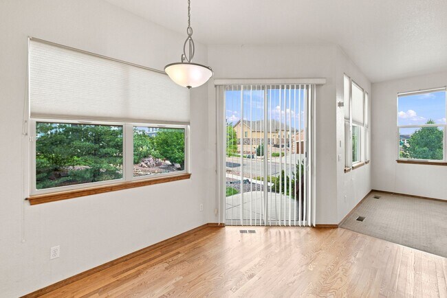 Building Photo - 8803 Wolf Lake Drive
