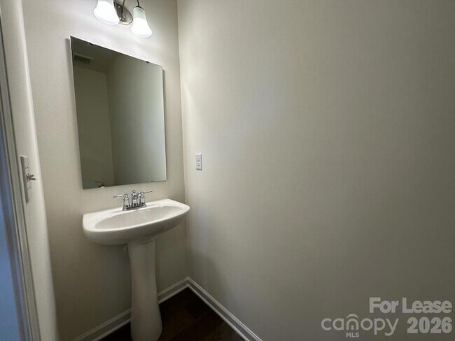 Building Photo - 2897 Yeager Dr NW
