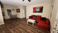 Building Photo - 376 Washington Dr