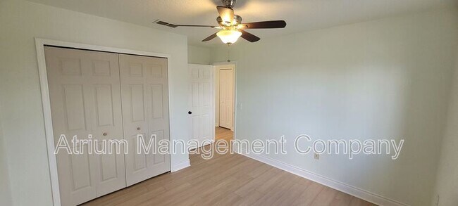 Building Photo - 222 Grouper Ct