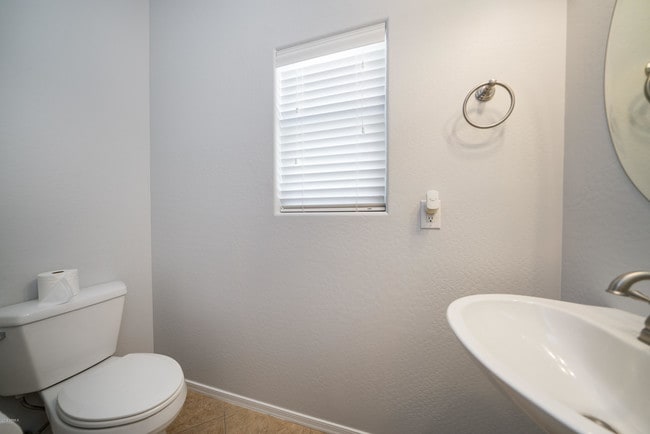 Building Photo - 1774 W Pelican Dr