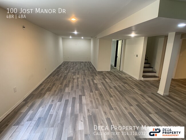 Building Photo - 4 Bedroom House