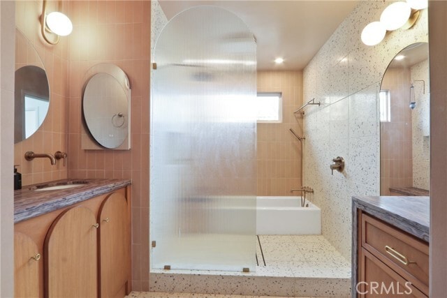 Building Photo - 4232 Walnut Ave