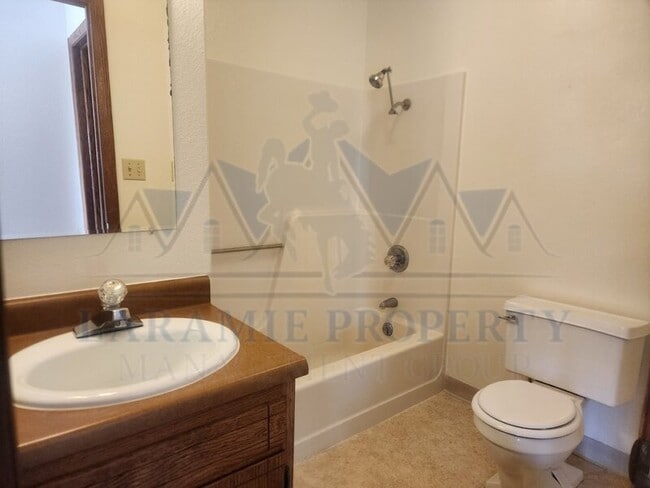 Building Photo - 1717 Fetterman Dr