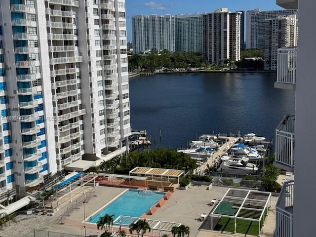 Building Photo - 18021 Biscayne Blvd