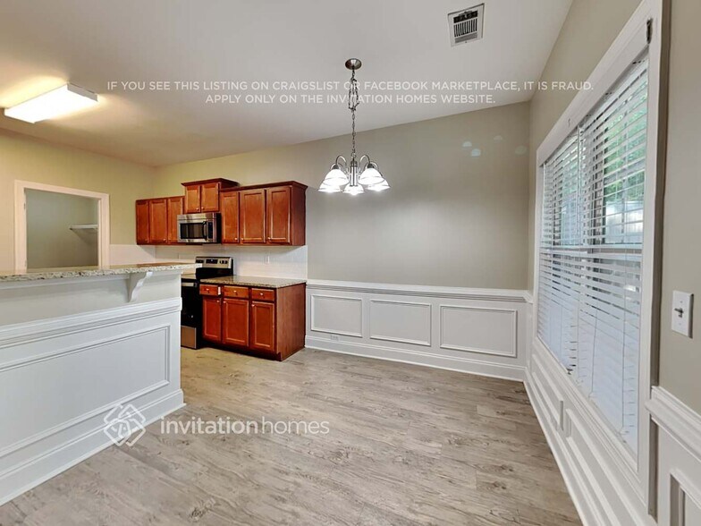 Building Photo - 5871 Apple Grove Rd NE