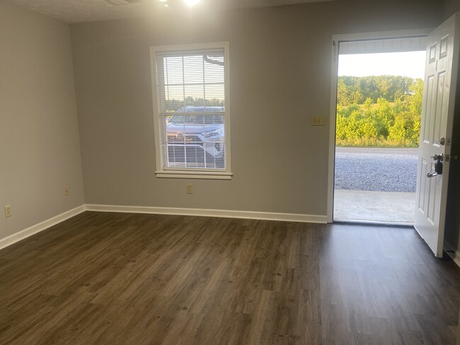 Living Room - 1030 Jim Fox Rd