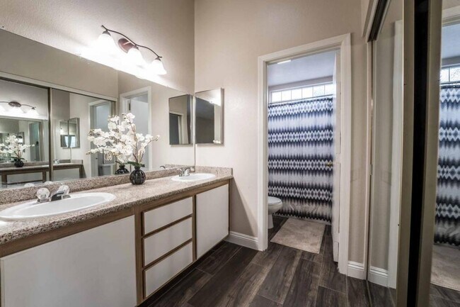 Building Photo - 6617 Lund Dr