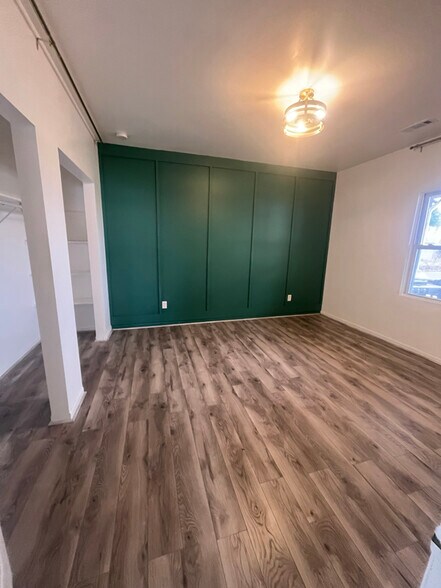 Building Photo - 24175 Euclid Ave