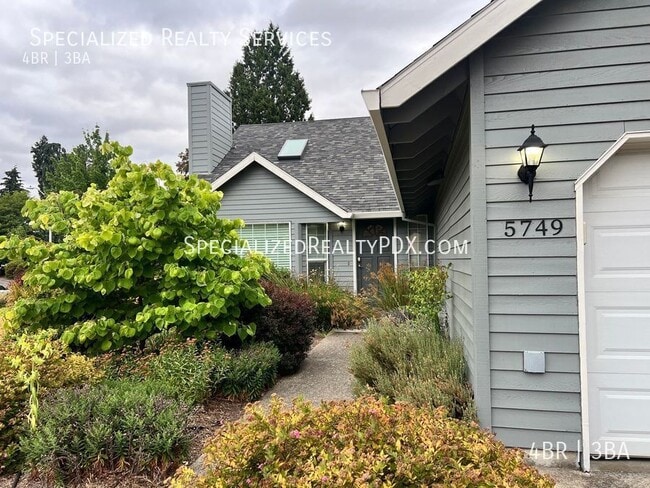 Building Photo - 5749 NE Harvest St