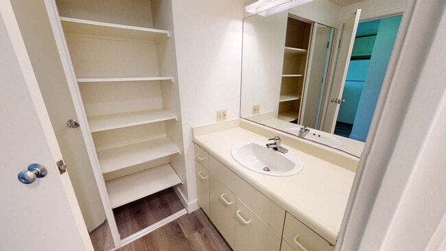 Floorplan - Trinity Towers Apartments