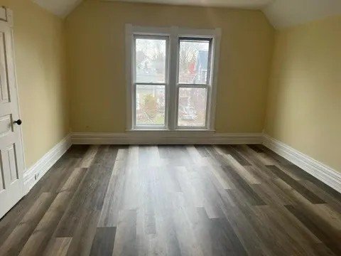 Building Photo - 632 E Mitchell St