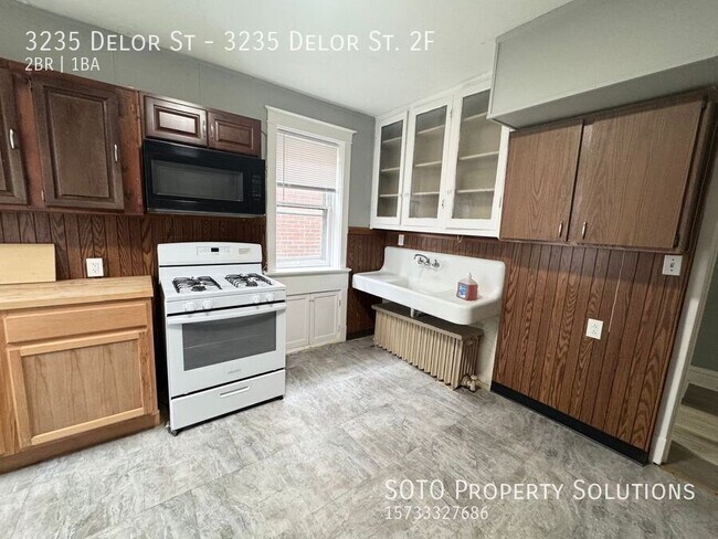 Building Photo - 3235 Delor St