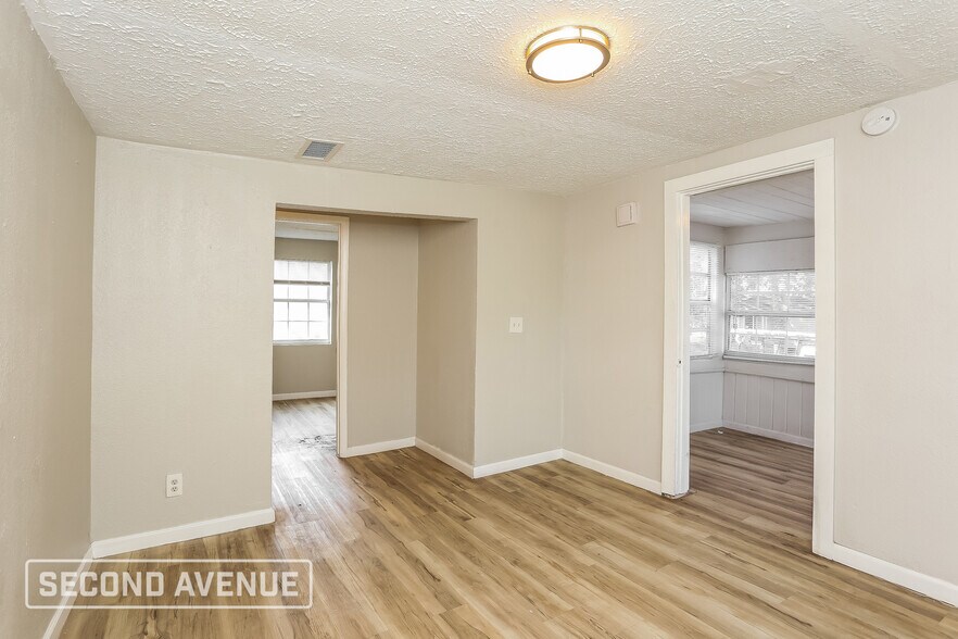 Building Photo - 1656 W 30th St