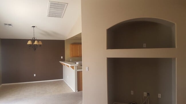 Building Photo - Spacious Two-Story Home with Pool!