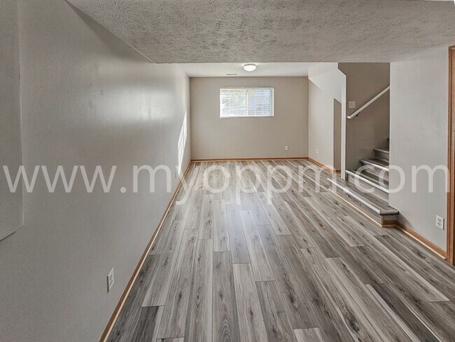 Building Photo - Gorgeous 3 Bedroom / 2 Bathroom Home | Chalco| $700 off Deposit!